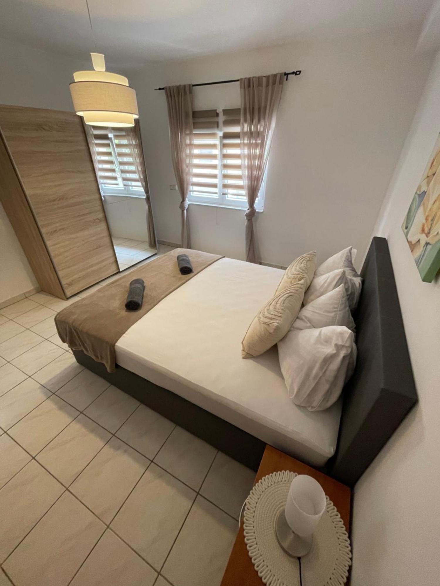 Apartmani Ivanic Vir Exterior photo